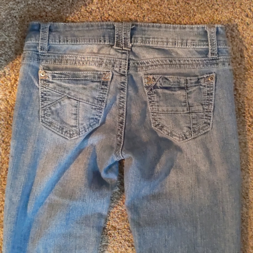 No Boundaries Faded Button Fly Jeans . Size 3 - Picture 8 of 12